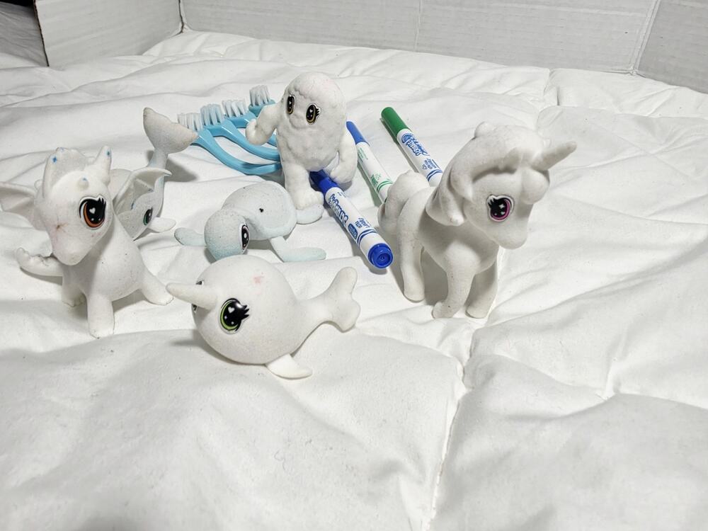 Crayola Washimals Scribble Scrubbie Flocked Animals Lot of 6 Markers Brush
